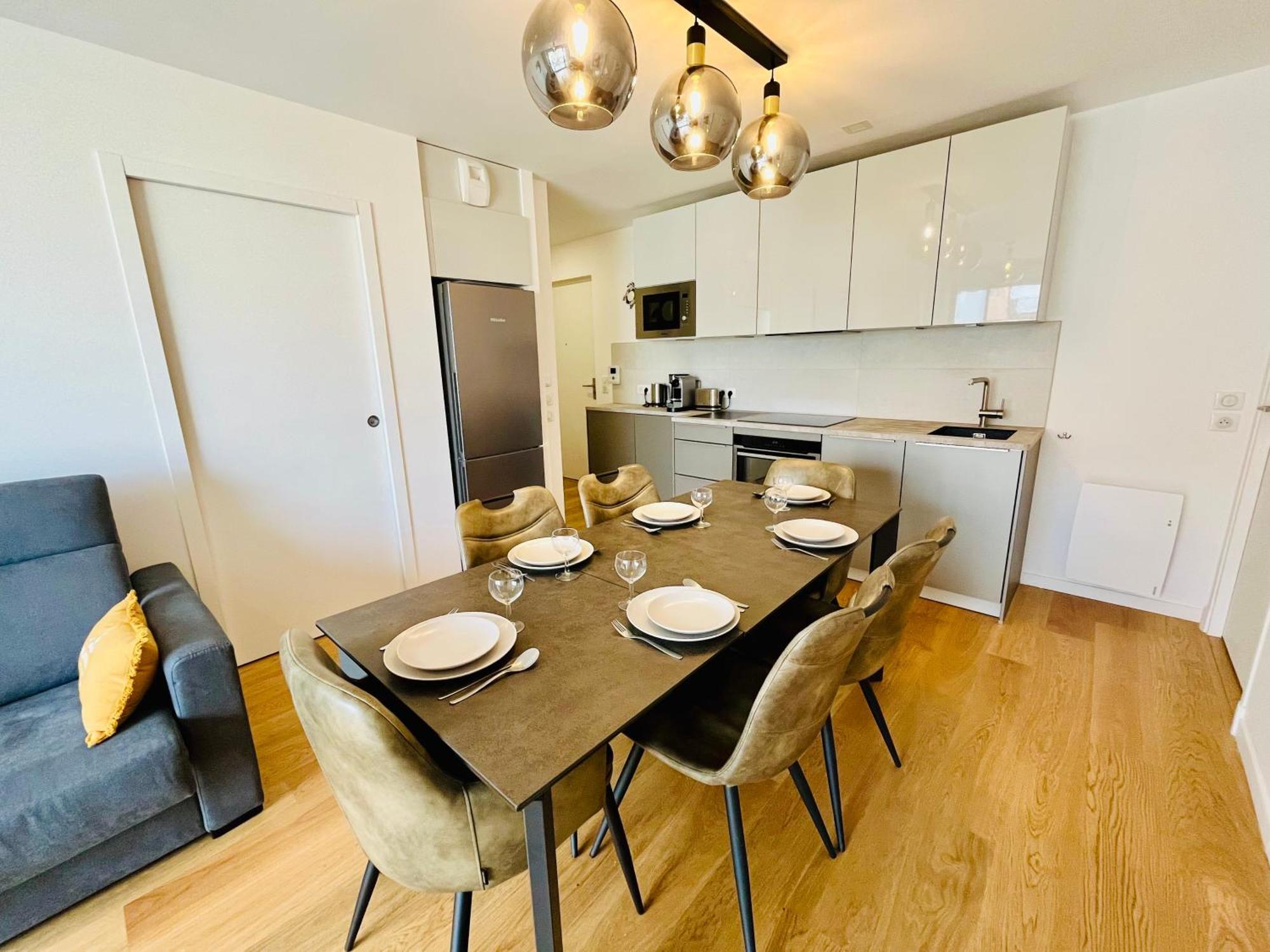 Apartmán Sejour Authentique - Balcon, Parking & Wifi Ultra-Rapide Deauville Exteriér fotografie
