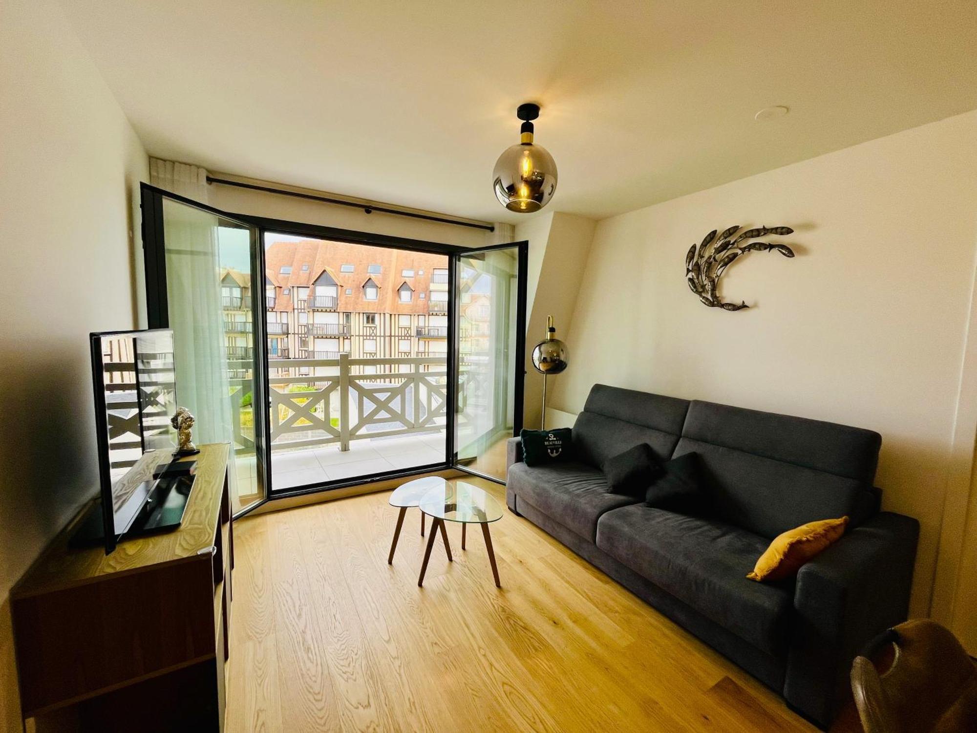 Apartmán Sejour Authentique - Balcon, Parking & Wifi Ultra-Rapide Deauville Exteriér fotografie
